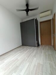 Lakeville (D22), Condominium #520225561
